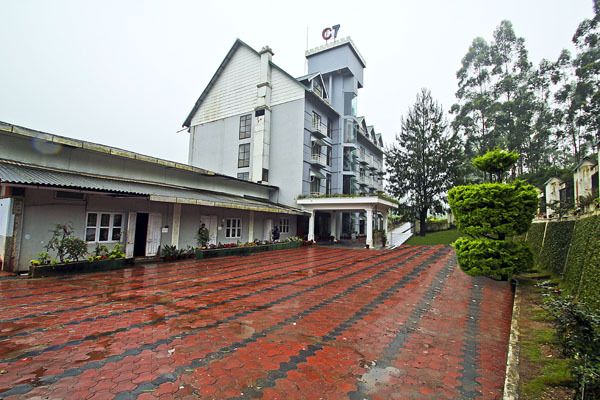 C7 Hotel